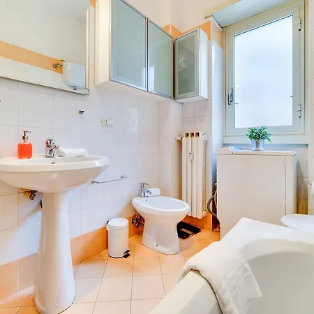 Your Lovely 5 Guests Apartment Rome