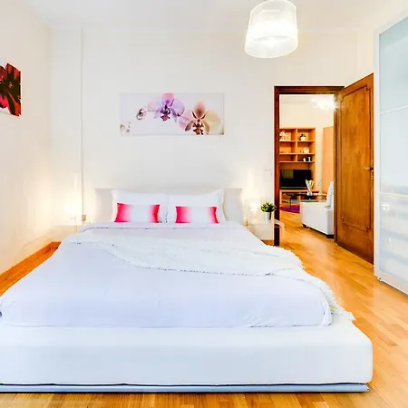 Your Lovely 5 Guests Apartment Apartment